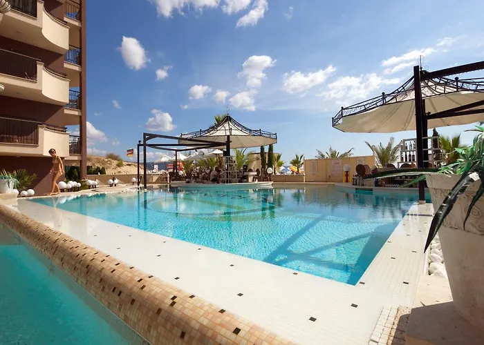 Hotel Golden Ina 4*