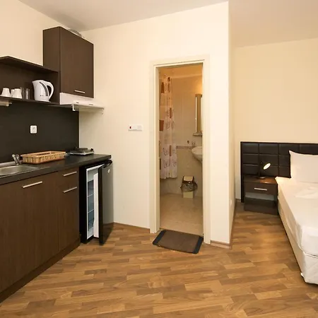 Golden Ina Otel Sunny Beach