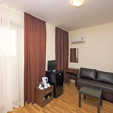 Хотел Golden Ina 4*