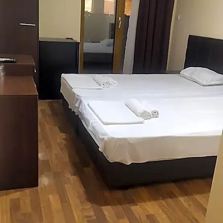 Golden Ina Слънчев бряг