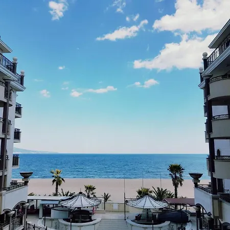 Hotel Golden Ina 4*