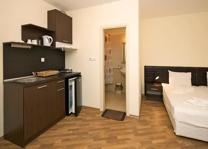 Golden Ina Szálloda Napospart