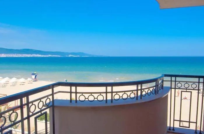 Golden Ina Szálloda Napospart