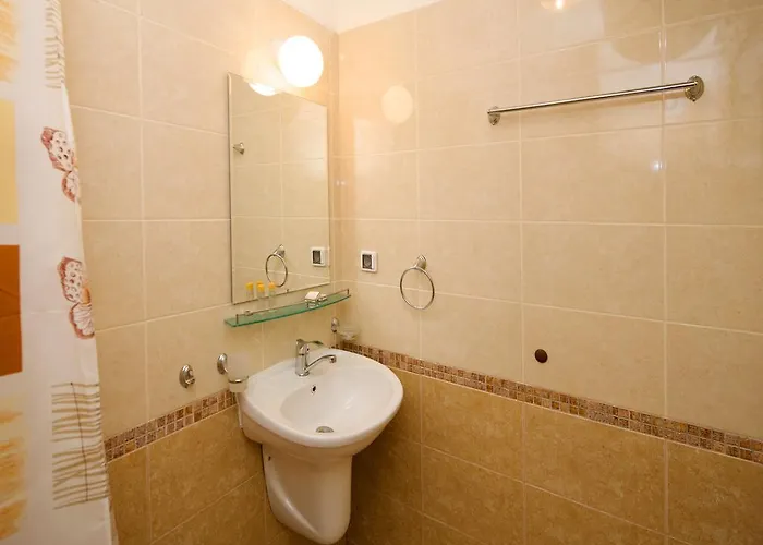 Szálloda Golden Ina