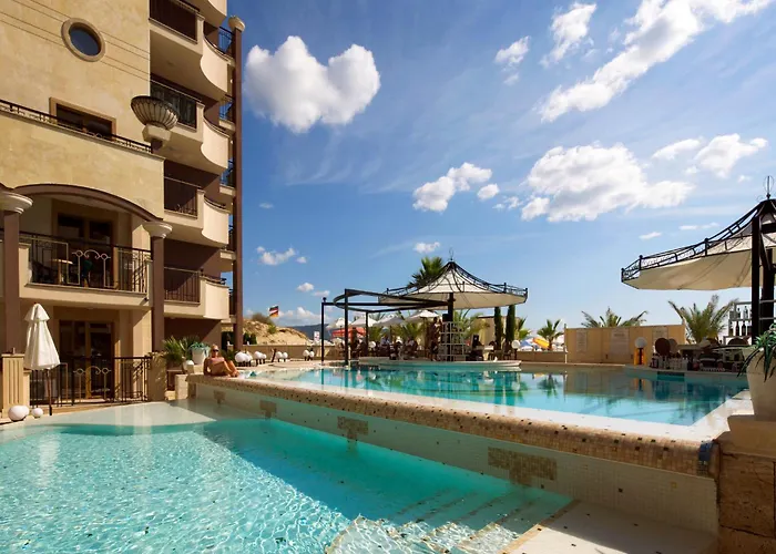 Golden Ina 4* Napospart