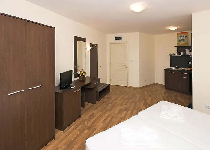 Hotel Golden Ina Sluneční pobřeží