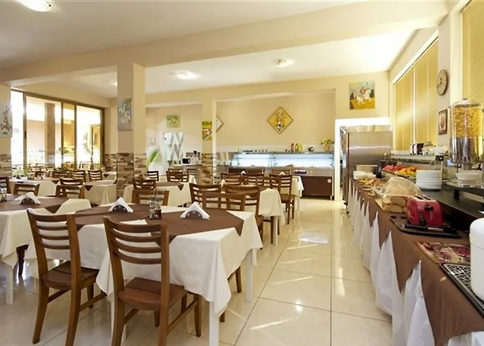 Hotel Golden Ina Sluneční pobřeží